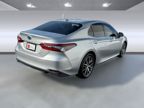 Certified 2022 Toyota Camry XLE image 8