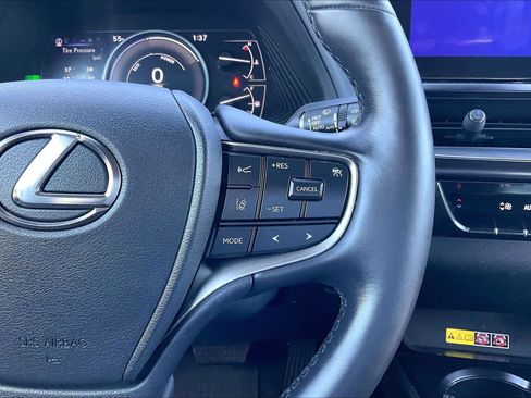 Certified 2023 Lexus UX 250h FWD w/ Accessory Package (Z1) image 24