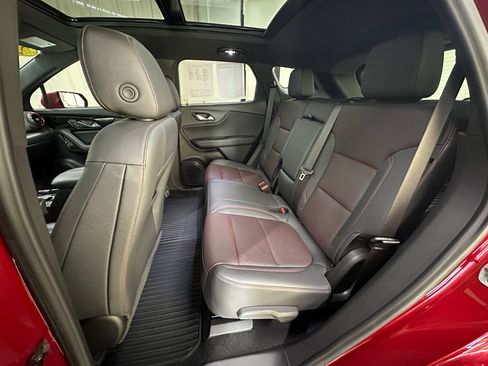 Certified 2025 Chevrolet Blazer RS w/ Enhanced Convenience Package image 22