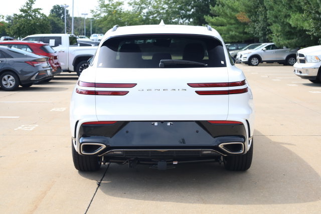 New 2027 Genesis GV70 3.5T Prestige w/ Tow Package AWD/4WD image 5