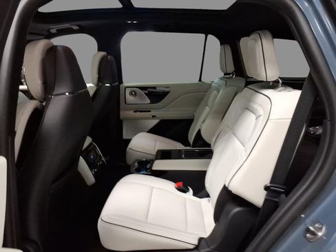 New 2026 Lincoln Aviator Black Label AWD/4WD image 5