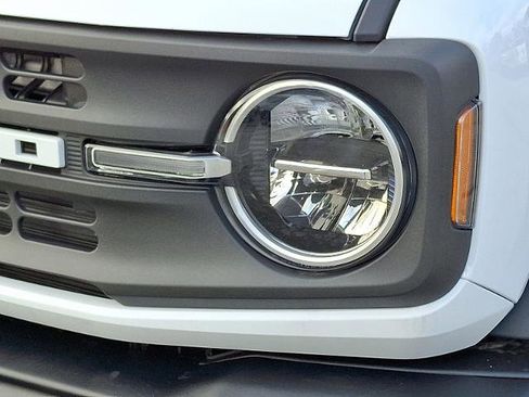 Certified 2024 Ford Bronco Black Diamond image 9