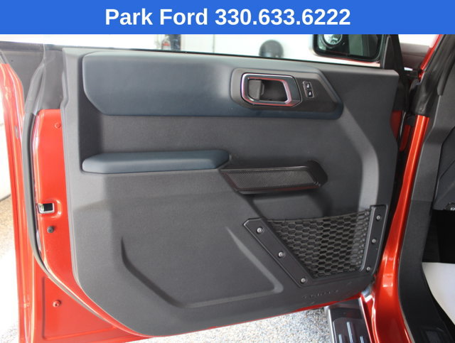 Used 2024 Ford Bronco Outer Banks AWD/4WD image 11
