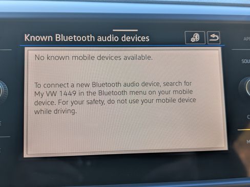 Used 2024 Volkswagen Taos SE w/ Panoramic Sunroof Package image 28