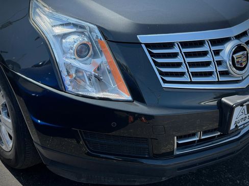 Used 2015 Cadillac SRX Luxury w/ Driver Awareness Package FWD image 33