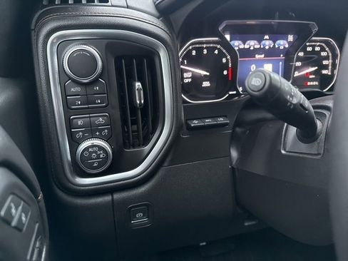 Used 2019 GMC Sierra 1500 AT4 w/ AT4 Premium Package image 23
