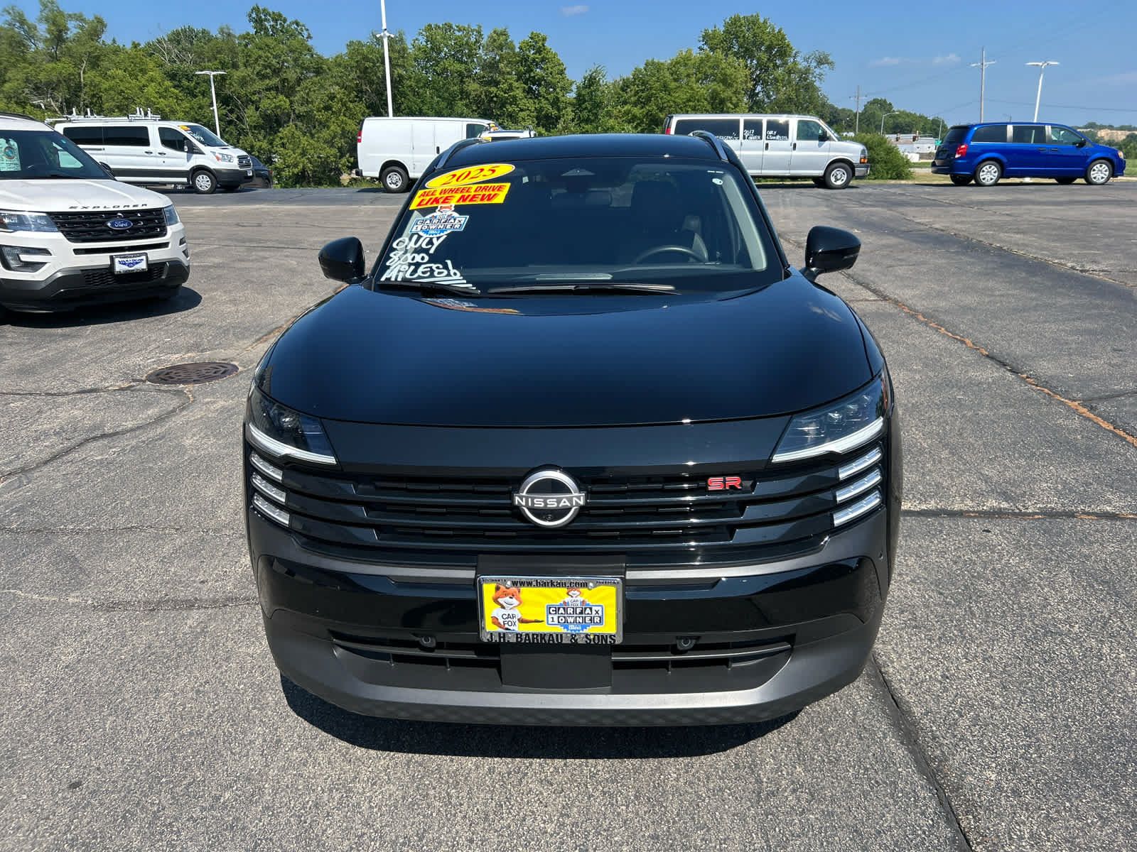 Used 2025 Nissan Kicks SR AWD/4WD image 8