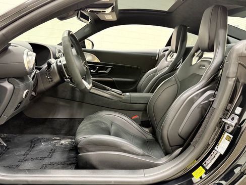 Used 2025 Mercedes-Benz AMG GT 63 w/ Driver Assistance Package image 43