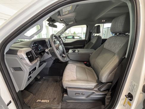 Used 2023 Ford F150 XLT AWD/4WD image 2