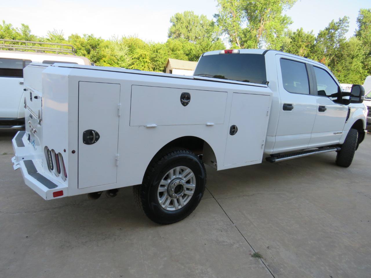 Used 2019 Ford F250 XL w/ STX Appearance Package AWD/4WD image 4