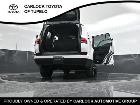 Used 2024 Lexus GX 550 w/ Accessory Package (Z1) AWD/4WD image 54