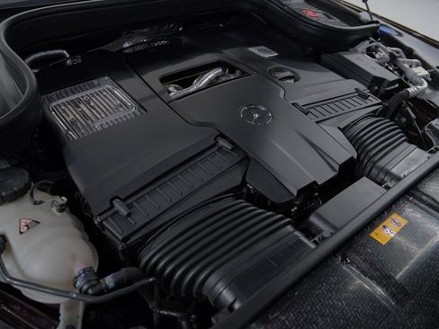 Used 2022 Mercedes-Benz Maybach GLS 600 4MATIC image 76