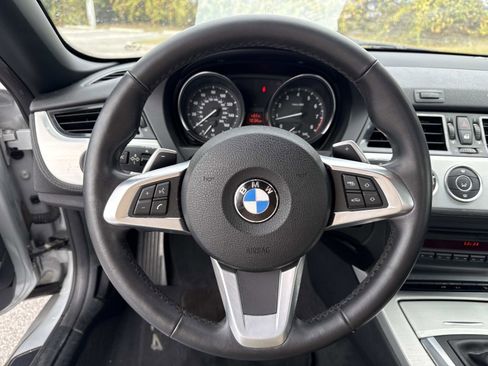 Used 2014 BMW Z4 sDrive28i image 22