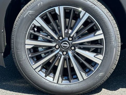 New 2026 Nissan Pathfinder Platinum AWD/4WD image 27