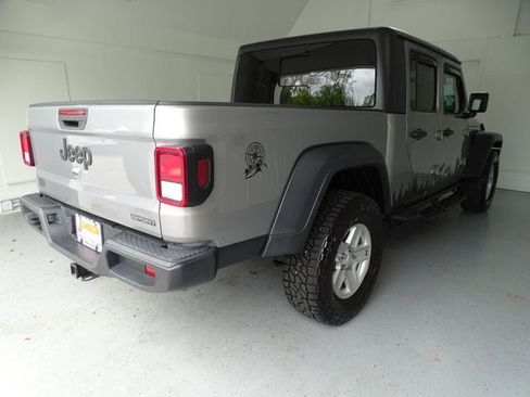 Used 2020 Jeep Gladiator Sport w/ Quick Order Package 24S AWD/4WD image 21