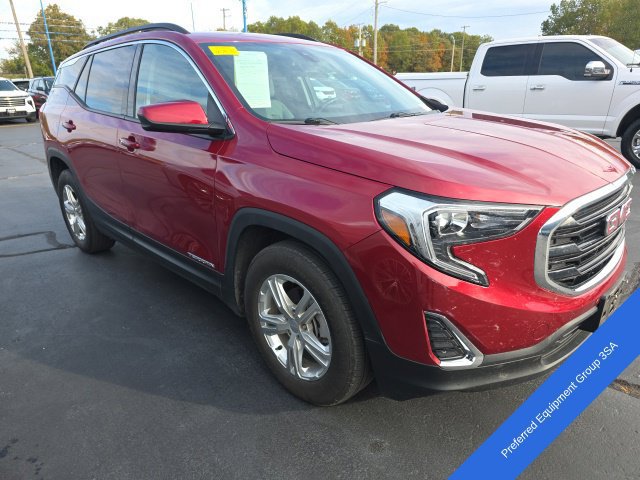 Used 2020 GMC Terrain SLE w/ Driver Convenience Package FWD image 3