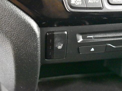 Used 2022 Honda Pilot Touring image 32