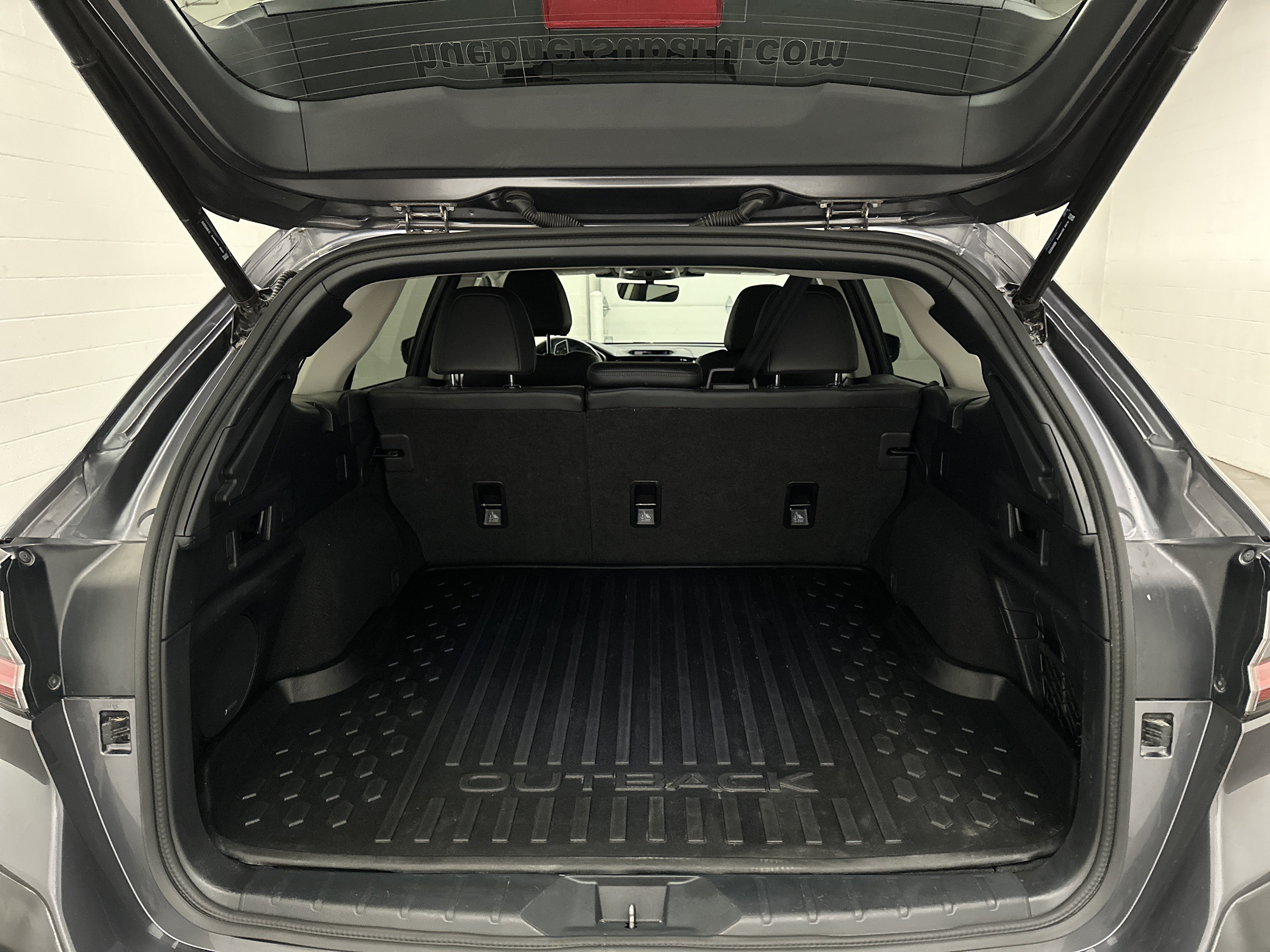 Used 2024 Subaru Outback Limited AWD/4WD image 14