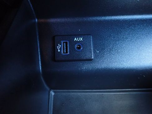 Used 2018 Nissan Altima 2.5 SR w/ SR Midnight Edition FWD image 18