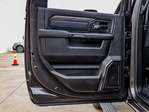 Used 2026 RAM 3500 Limited image 40