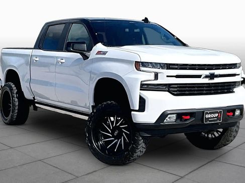 Used 2022 Chevrolet Silverado 1500 RST w/ Z71 Off-Road Package AWD/4WD image 3