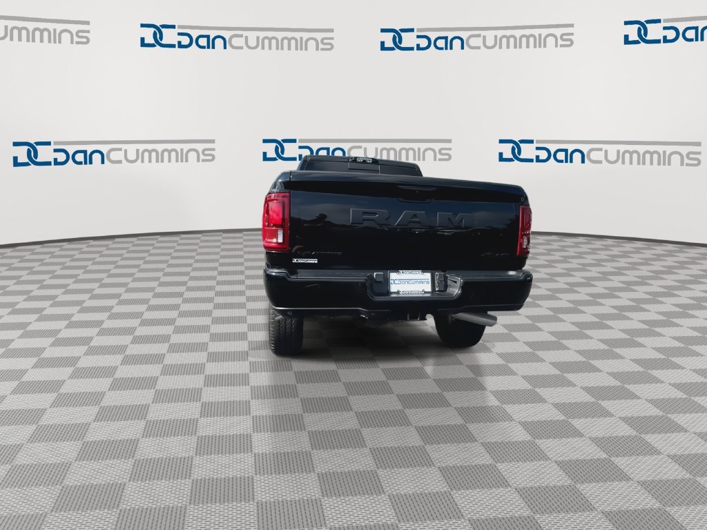 Used 2025 RAM 2500 Limited AWD/4WD image 7