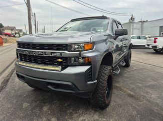 Used 2020 Chevrolet Silverado 1500 Custom w/ Custom Value Package AWD/4WD video 3