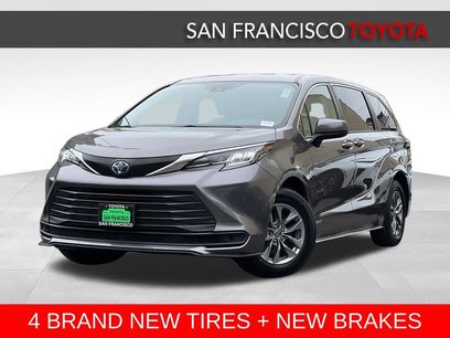Certified 2021 Toyota Sienna LE