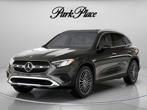 Used 2026 Mercedes-Benz GLC 300 4MATIC image 36