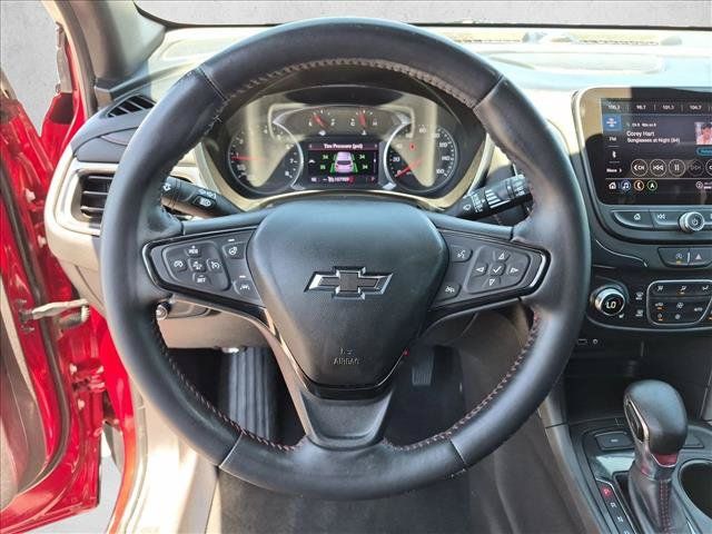 Certified 2022 Chevrolet Equinox RS w/ RS Leather Package AWD/4WD image 15