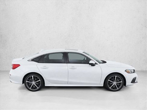 Used 2024 Honda Civic Touring image 8