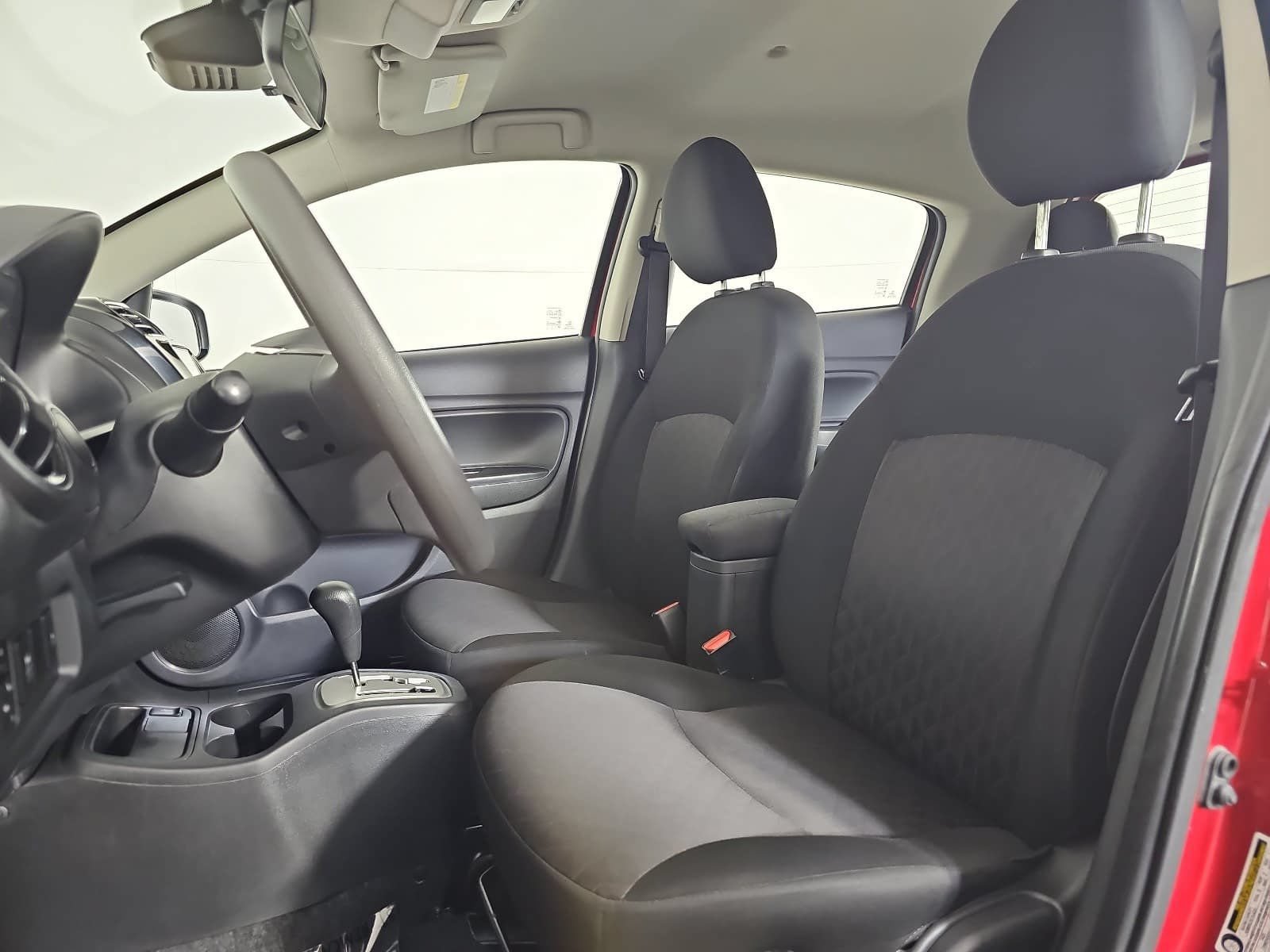 Used 2024 Mitsubishi Mirage ES FWD image 14