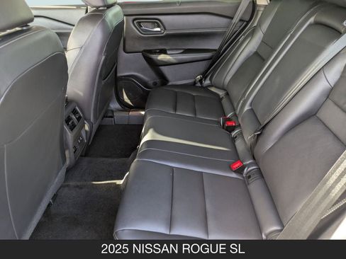 Certified 2025 Nissan Rogue SL w/ Tech Package image 15