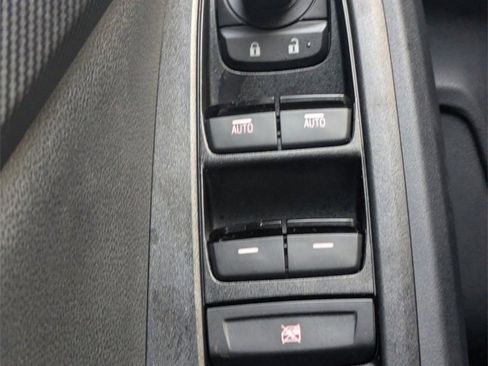 New 2026 Subaru Crosstrek 2.0i Premium image 25