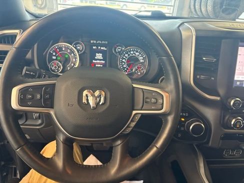 Used 2023 RAM 1500 Big Horn AWD/4WD image 37