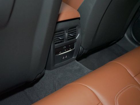 Used 2026 BMW M3 Competition AWD/4WD image 16