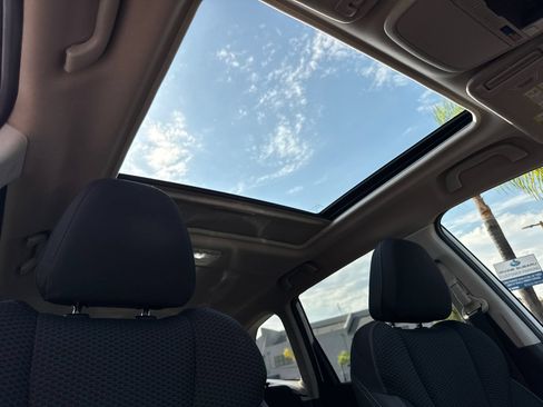 Used 2020 Subaru Forester Premium AWD/4WD image 9