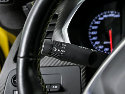 Used 2018 Chevrolet Corvette Z06 RWD image 28