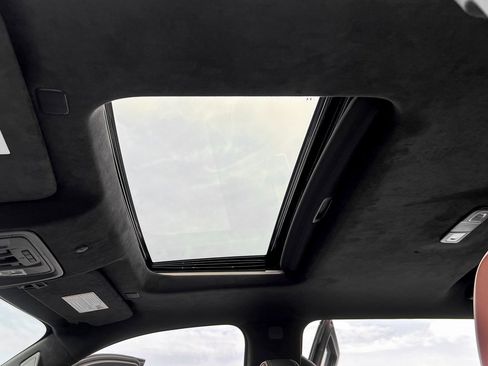 Used 2024 GMC Sierra 3500 Denali Ultimate image 7