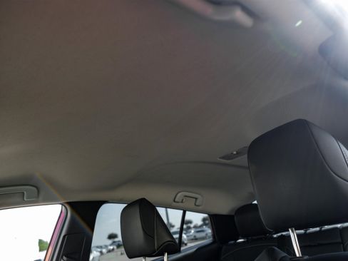 Used 2021 Toyota Prius Prime XLE image 28