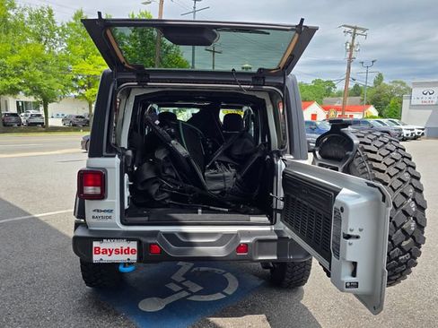 Used 2023 Jeep Wrangler Unlimited w/ Cold Weather Group AWD/4WD image 29