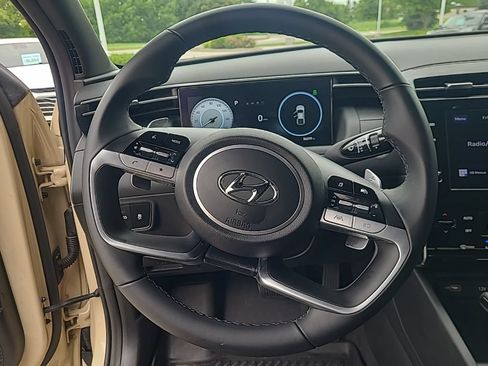 Used 2022 Hyundai Santa Cruz SEL Premium AWD/4WD image 16