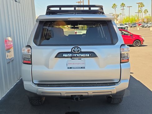 Used 2019 Toyota 4Runner TRD Off-Road image 7