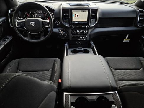 New 2026 RAM 1500 Express AWD/4WD image 8