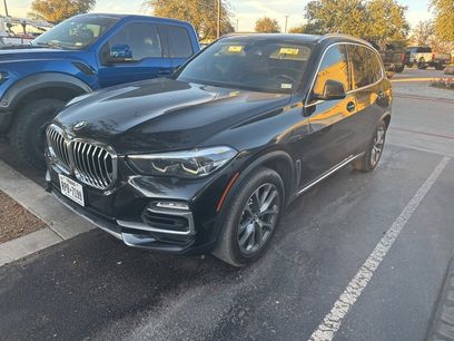 Used 2019 BMW X5 xDrive40i w/ Premium Package 2