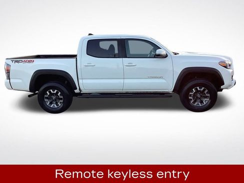 Used 2023 Toyota Tacoma TRD Off-Road image 11