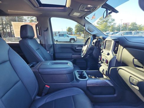 Used 2022 Chevrolet Silverado 2500 LTZ w/ LTZ Plus Package image 11