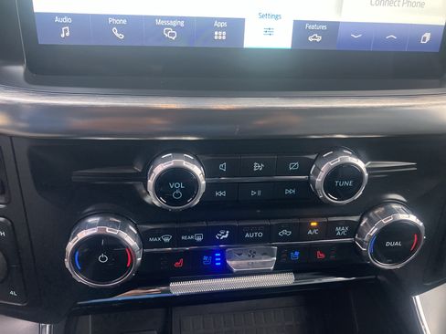 Certified 2022 Ford F150 Lariat AWD/4WD image 28