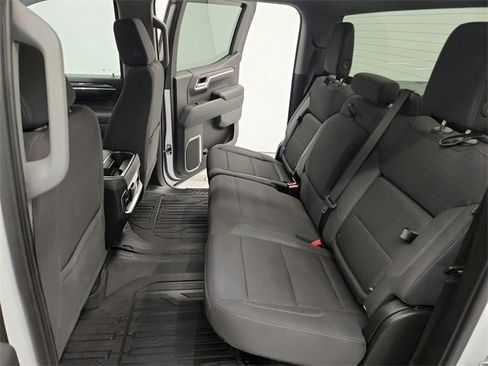 Used 2023 GMC Sierra 1500 Elevation image 32