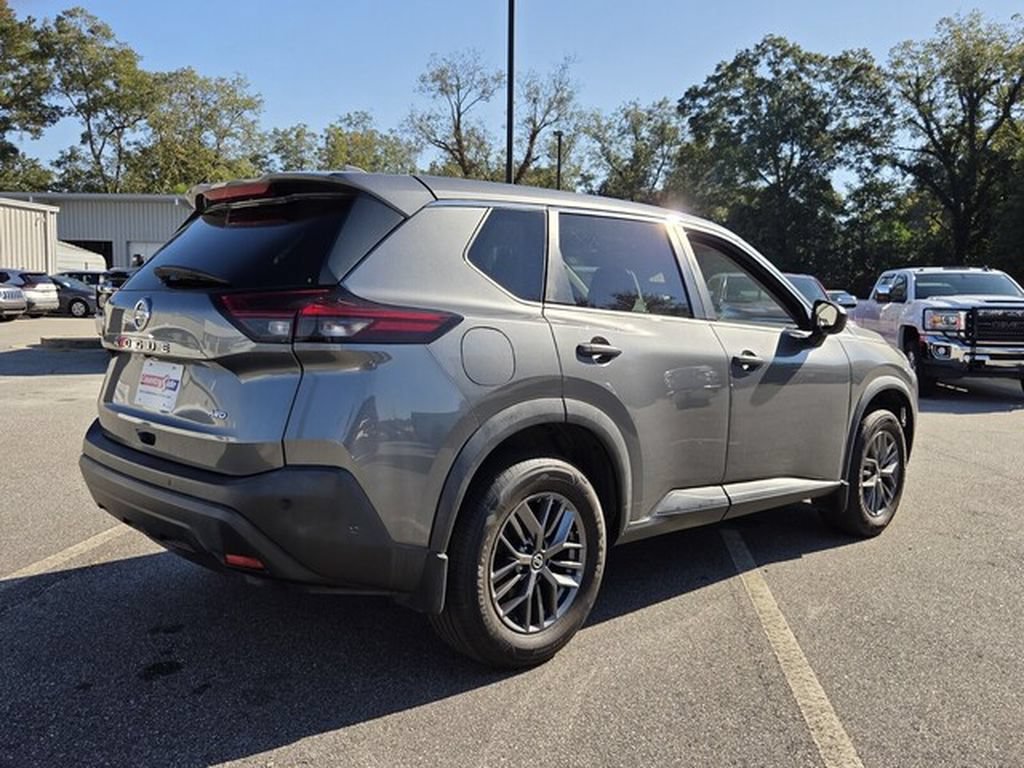 Used 2021 Nissan Rogue S AWD/4WD image 12